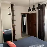 Апартаменты Amber House *